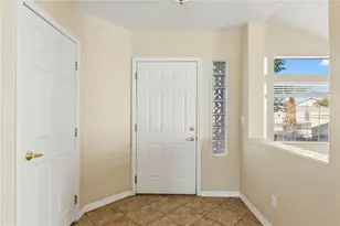 2268 Hi Jolly Dr, Bullhead City, AZ 86442 - Photo 6