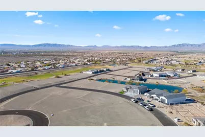 2424 E Calle Sevilla, Fort Mohave, AZ 86426 - Photo 10