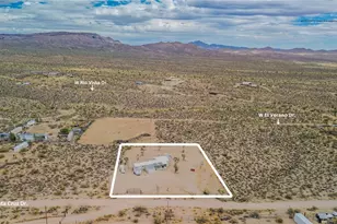 8176 W Santa Cruz Dr, White Hills, AZ 86445 - Photo 18