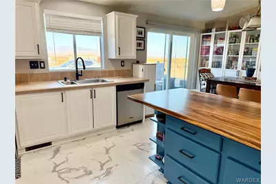 1694 S Elgin Road, Golden Valley, AZ 86413 - Photo 14