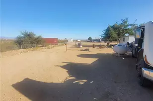 5182 N Cordes Rd, Golden Valley, AZ 86413 - Photo 14