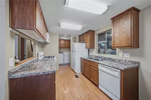 858 Stahlman Dr, Bullhead City, AZ 86442 - Photo 18