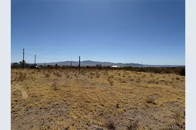 15820 Edgemont Road, Dolan Springs, AZ 86441 - Photo 12