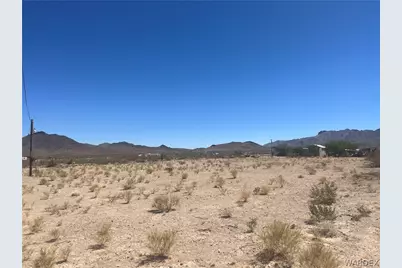 15820 Edgemont Road, Dolan Springs, AZ 86441 - Photo 8