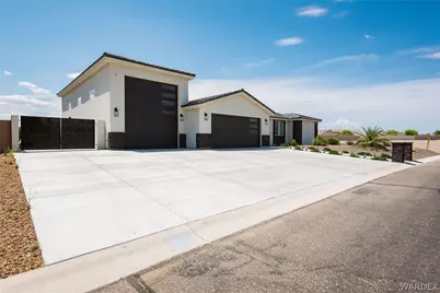 6393 S Via De Oro, Fort Mohave, AZ 86426 - Photo 2