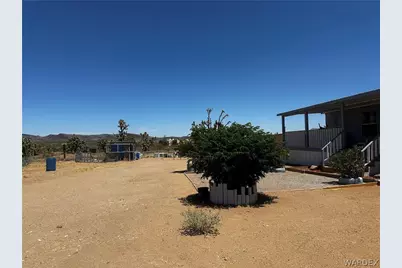 18773 N Queen Drive, Dolan Springs, AZ 86441 - Photo 6