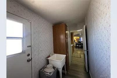 18773 N Queen Drive, Dolan Springs, AZ 86441 - Photo 10
