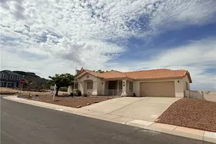 611 Carlton St, Kingman, AZ 86409 - Photo 2