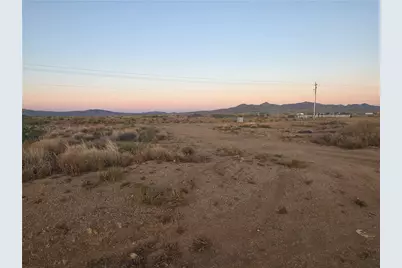 10368 N Mano Street, Kingman, AZ 86401 - Photo 12