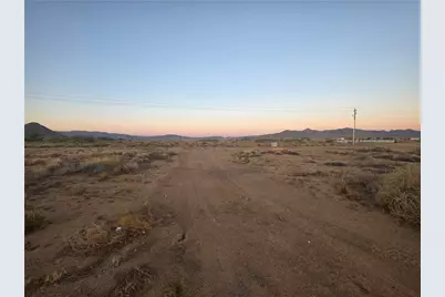 10368 N Mano Street, Kingman, AZ 86401 - Photo 10