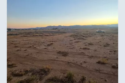 10368 N Mano Street, Kingman, AZ 86401 - Photo 16