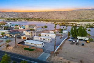 437 Riverfront Dr, Bullhead City, AZ 86442 - Photo 2