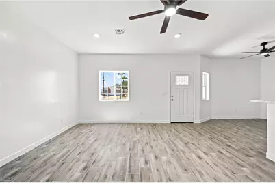 961 Church Street, Bullhead City, AZ 86442 - Photo 2