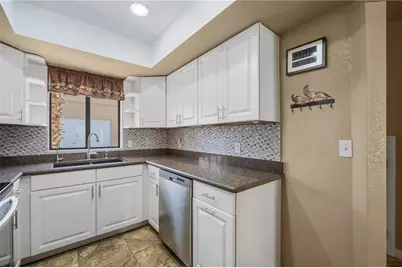 3400 Sun River Road A3, Bullhead City, AZ 86429 - Photo 4
