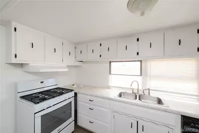 3800 N San Pedro Road, Golden Valley, AZ 86413 - Photo 22