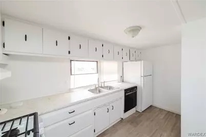 3800 N San Pedro Road, Golden Valley, AZ 86413 - Photo 20