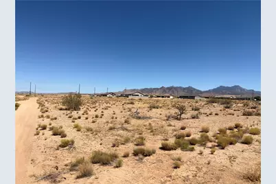 311-04-333 Apache, Kingman, AZ 86401 - Photo 1