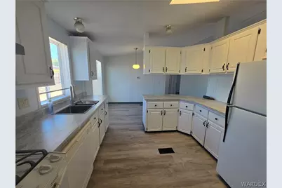 2541 E Morgan Road, Fort Mohave, AZ 86426 - Photo 6