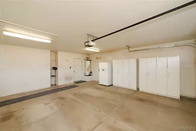 2648 Wallapai Avenue, Kingman, AZ 86401 - Photo 38