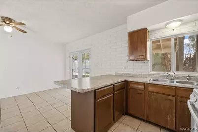 395 Long Avenue, Bullhead City, AZ 86429 - Photo 40