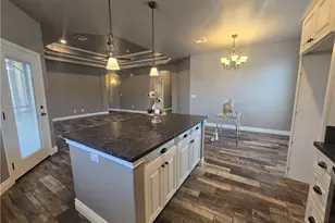 3828 Laguna Ln, Kingman, AZ 86409 - Photo 10