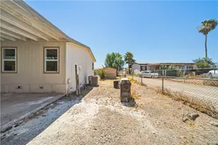 1299 Terrace Dr, Bullhead City, AZ 86442 - Photo 2