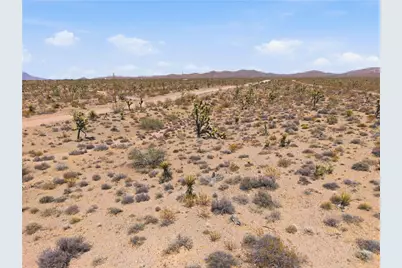 8670 W Michaley Drive, White Hills, AZ 86445 - Photo 12
