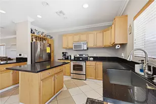 2618 Country Club Dr, Bullhead City, AZ 86442 - Photo 8