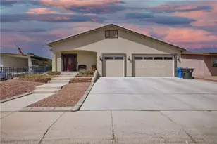 2618 Country Club Dr, Bullhead City, AZ 86442 - Photo 1