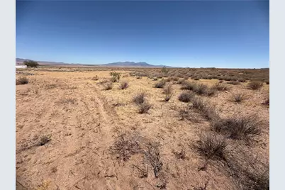 331-37-007 E Calle Sonita, Kingman, AZ 86401 - Photo 2