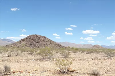 10638 S Cascabel Road, Yucca, AZ 86438 - Photo 30