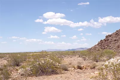 10638 S Cascabel Road, Yucca, AZ 86438 - Photo 34