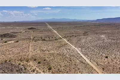 10638 S Cascabel Road, Yucca, AZ 86438 - Photo 56
