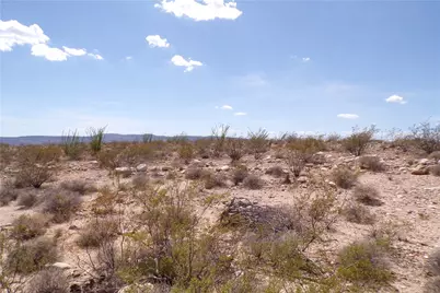 10638 S Cascabel Road, Yucca, AZ 86438 - Photo 10