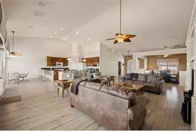 2125 Seneca Street, Kingman, AZ 86401 - Photo 14