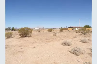 3687 N Mobile Road, Golden Valley, AZ 86413 - Photo 8