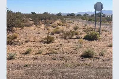 7237 N Cochise Circle, Kingman, AZ 86401 - Photo 1