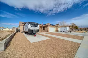 405 Greenway Dr, Kingman, AZ 86401 - Photo 2