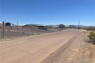 3630 N Neptune Way, Golden Valley, AZ 86413 - Photo 24