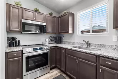 6699 W Hershey Way, Golden Valley, AZ 86413 - Photo 14