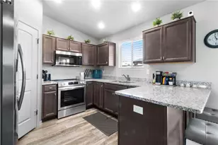 6699 W Hershey Way, Golden Valley, AZ 86413 - Photo 18