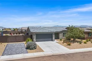6699 W Hershey Way, Golden Valley, AZ 86413 - Photo 1