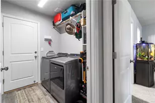 6699 W Hershey Way, Golden Valley, AZ 86413 - Photo 36