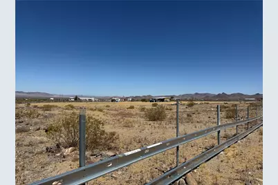 316-14-222 Hopi, Dolan Springs, AZ 86441 - Photo 8