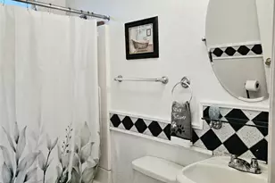 18177 N Peach Dr, Dolan Springs, AZ 86441 - Photo 16