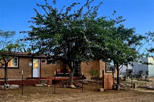 18177 N Peach Dr, Dolan Springs, AZ 86441 - Photo 2