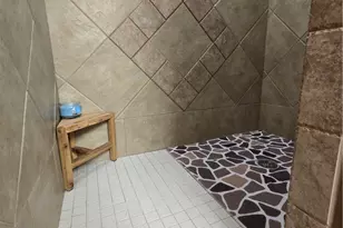 18177 N Peach Dr, Dolan Springs, AZ 86441 - Photo 22
