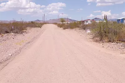 4554 N Elfrida Road, Golden Valley, AZ 86413 - Photo 6