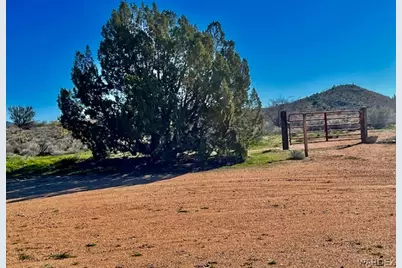 21422 S Appaloosa Road, Yucca, AZ 86438 - Photo 60