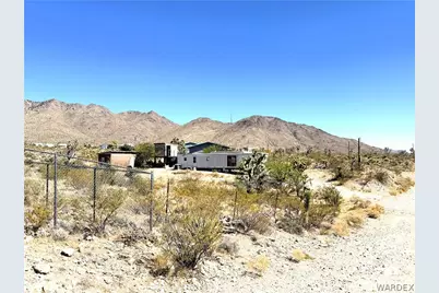 16612 N Ladera Drive, Dolan Springs, AZ 86441 - Photo 10